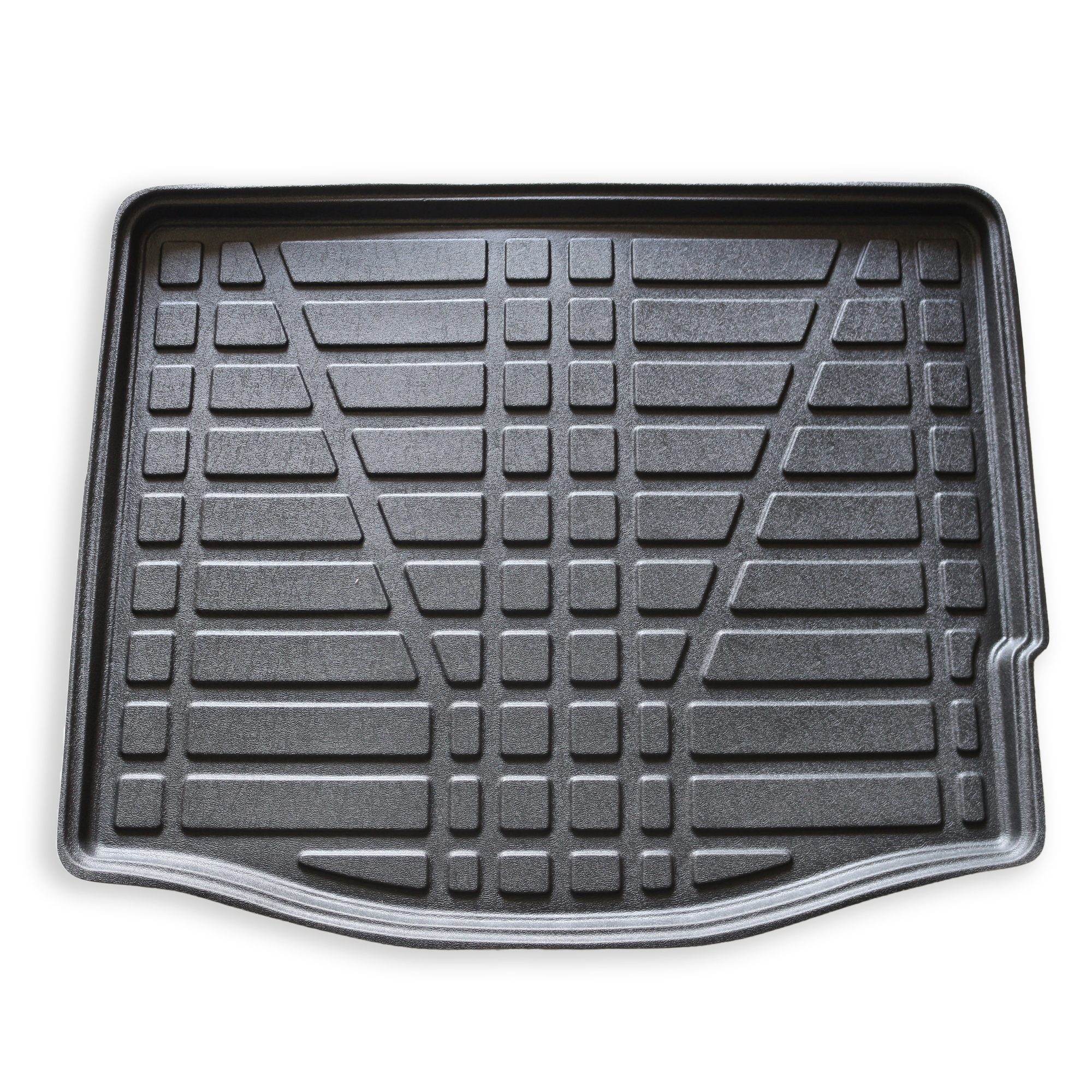 Frontaufnahme einer Kofferraumwanne für Ford Focus 3 HB 11-14.